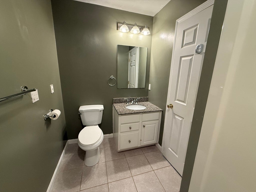 215 Longmeadow Rd #603, Taunton, MA, 215 Longmeadow Rd #603, Taunton, MA Photo #18