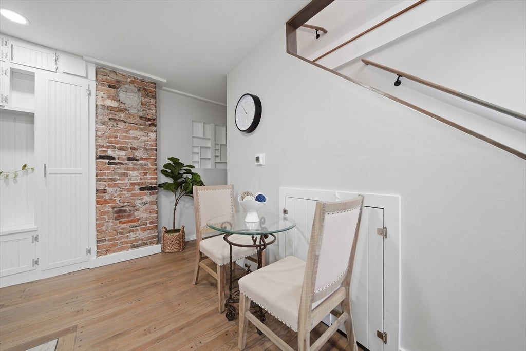 68 Pleasant St #3, Newburyport, MA Photo #5