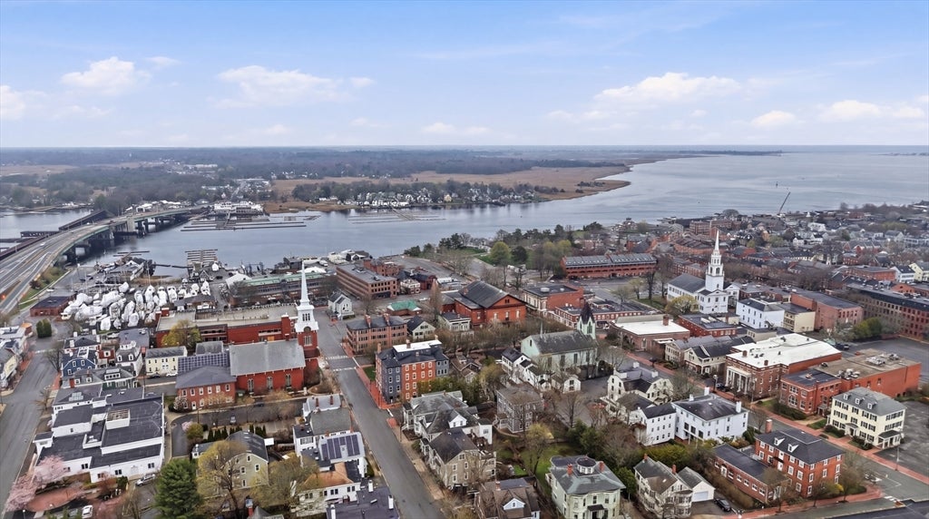 68 Pleasant St #3, Newburyport, MA Photo #24