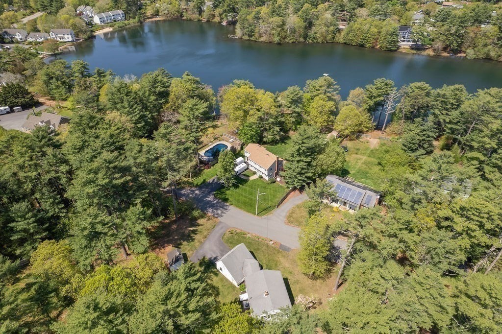 2 Pine Needle Ln