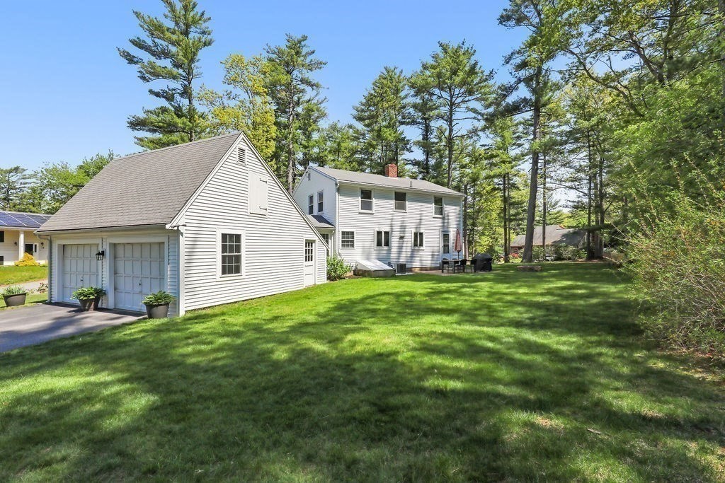 2 Pine Needle Ln