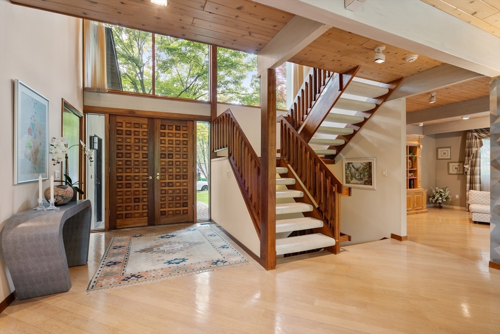 12 Laurus Ln