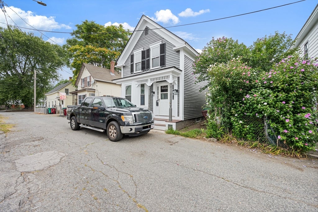 4 Pollard Ave, Lowell, MA, 4 Pollard Ave, Lowell, MA Photo #3