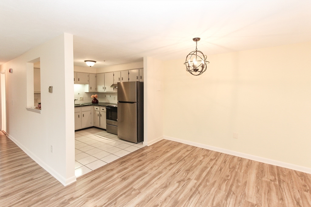 20 Williamsburg Ct 21