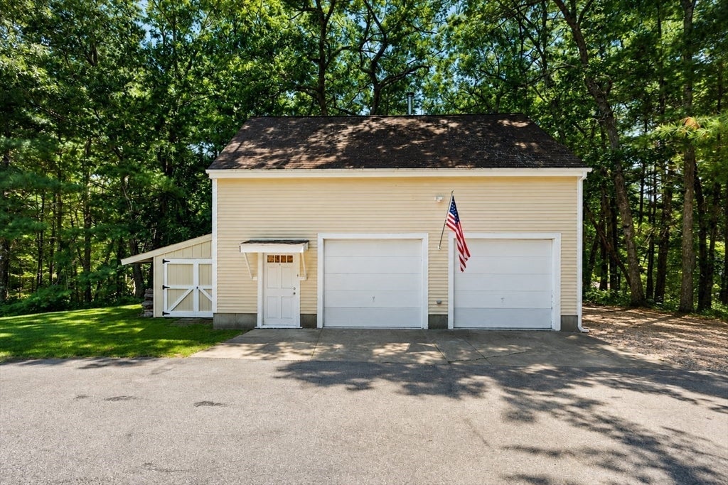 74 Lakeview Rd, Foxboro, MA, 74 Lakeview Rd, Foxboro, MA Photo #5