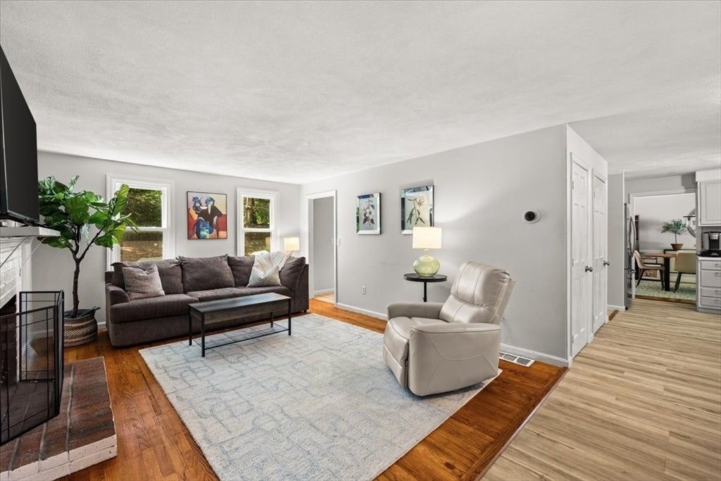74 Lakeview Rd, Foxboro, MA, 74 Lakeview Rd, Foxboro, MA Photo #17