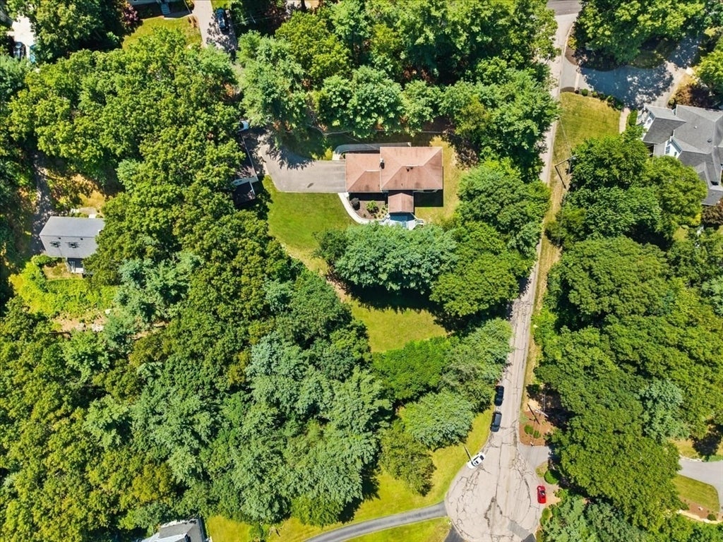 74 Lakeview Rd, Foxboro, MA, 74 Lakeview Rd, Foxboro, MA Photo #3