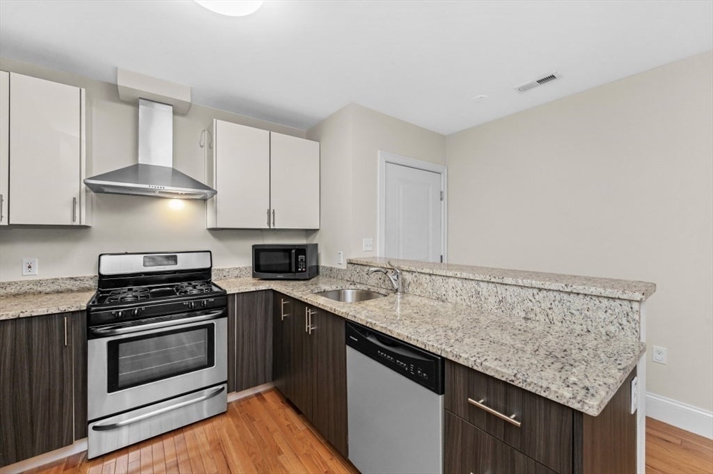 244 Main St 1
