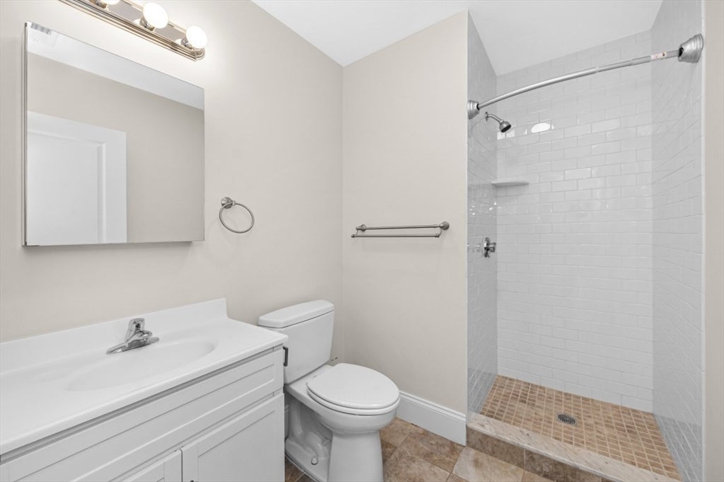 244 Main St #1, Medford, MA, 244 Main St #1, Medford, MA Photo #9