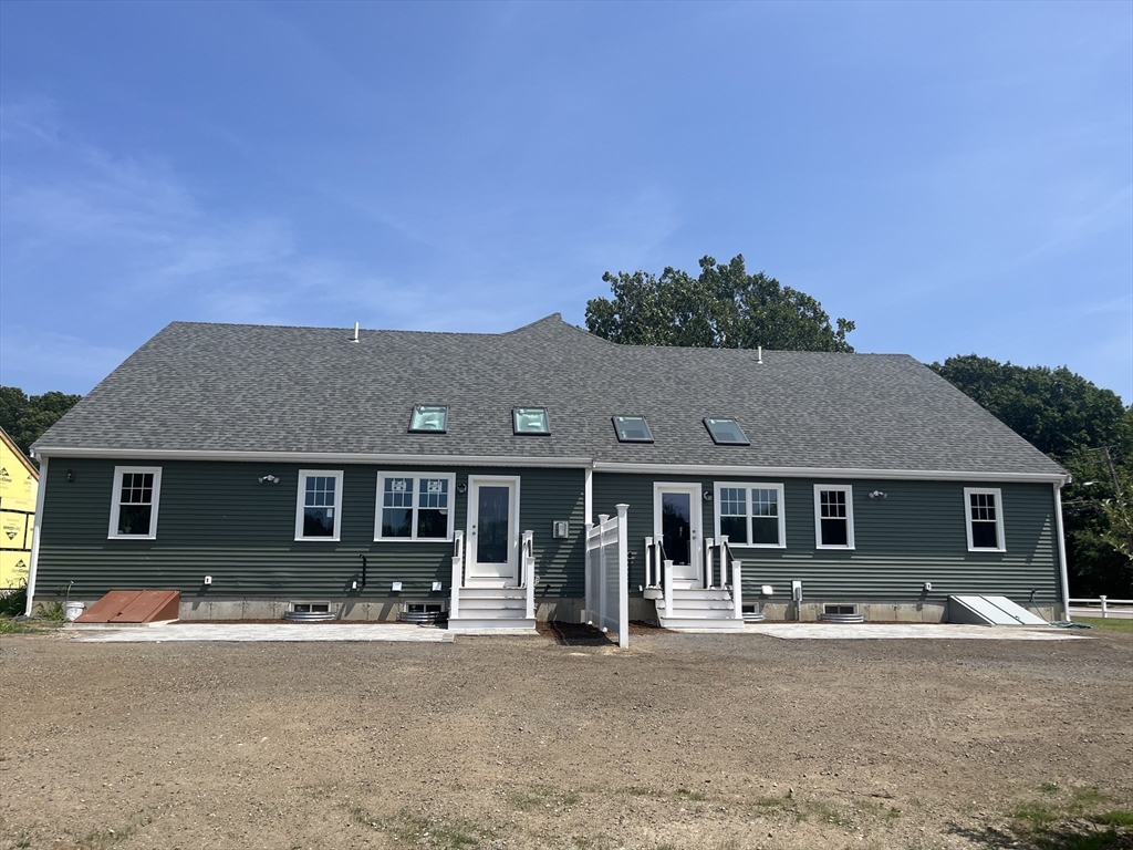 2A Oak Street 2A