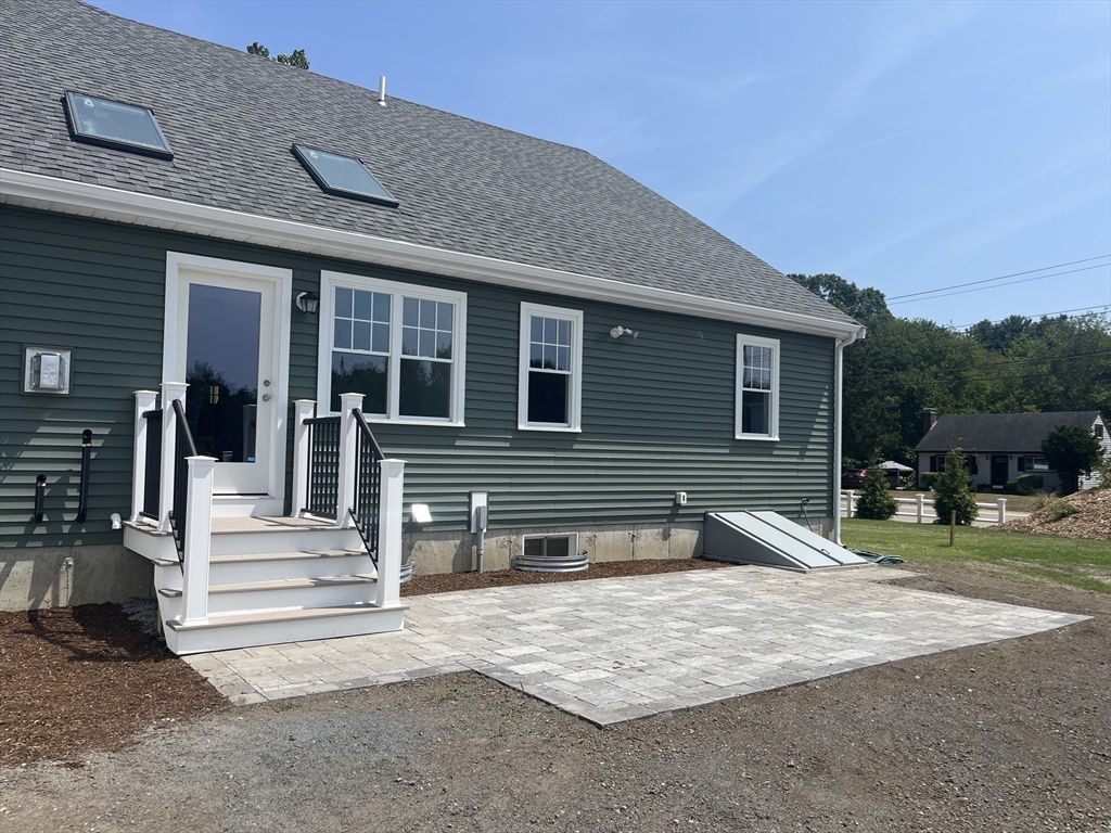 2A Oak Street 2A