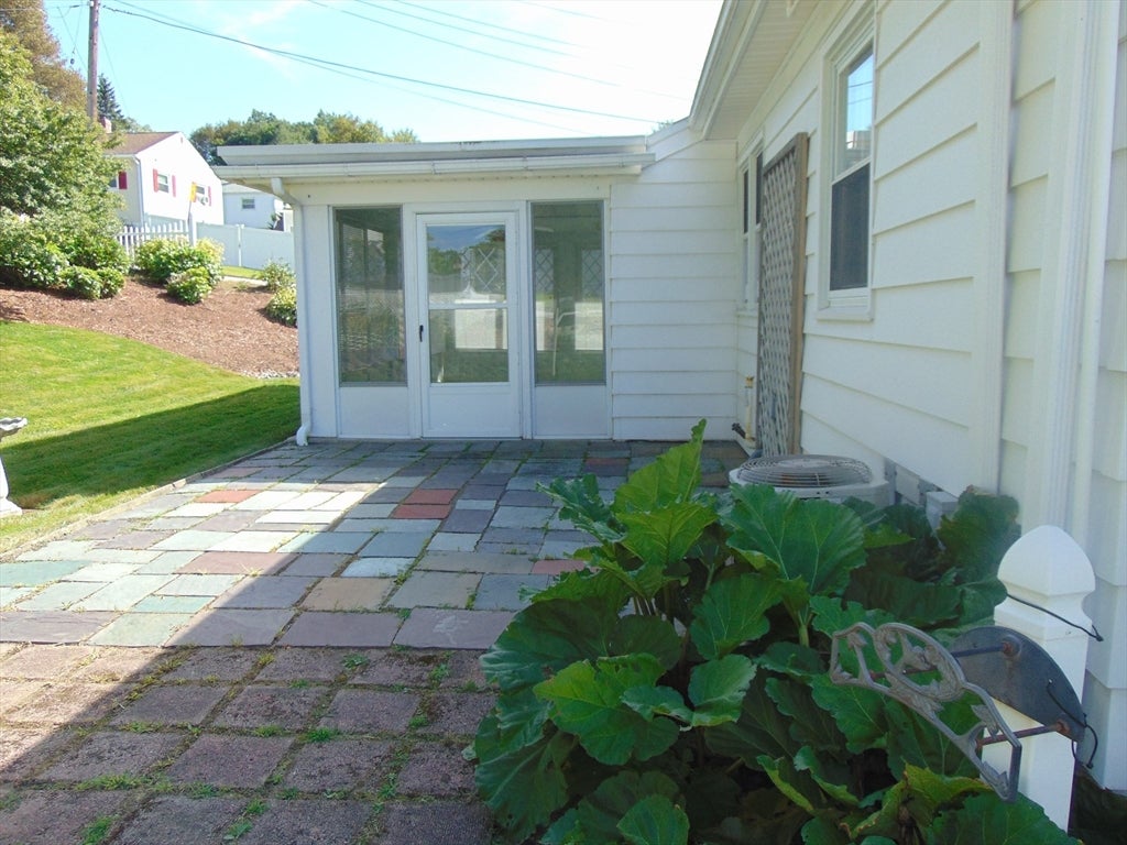 225 Reingold Ave, Fitchburg, MA, 225 Reingold Ave, Fitchburg, MA Photo #38