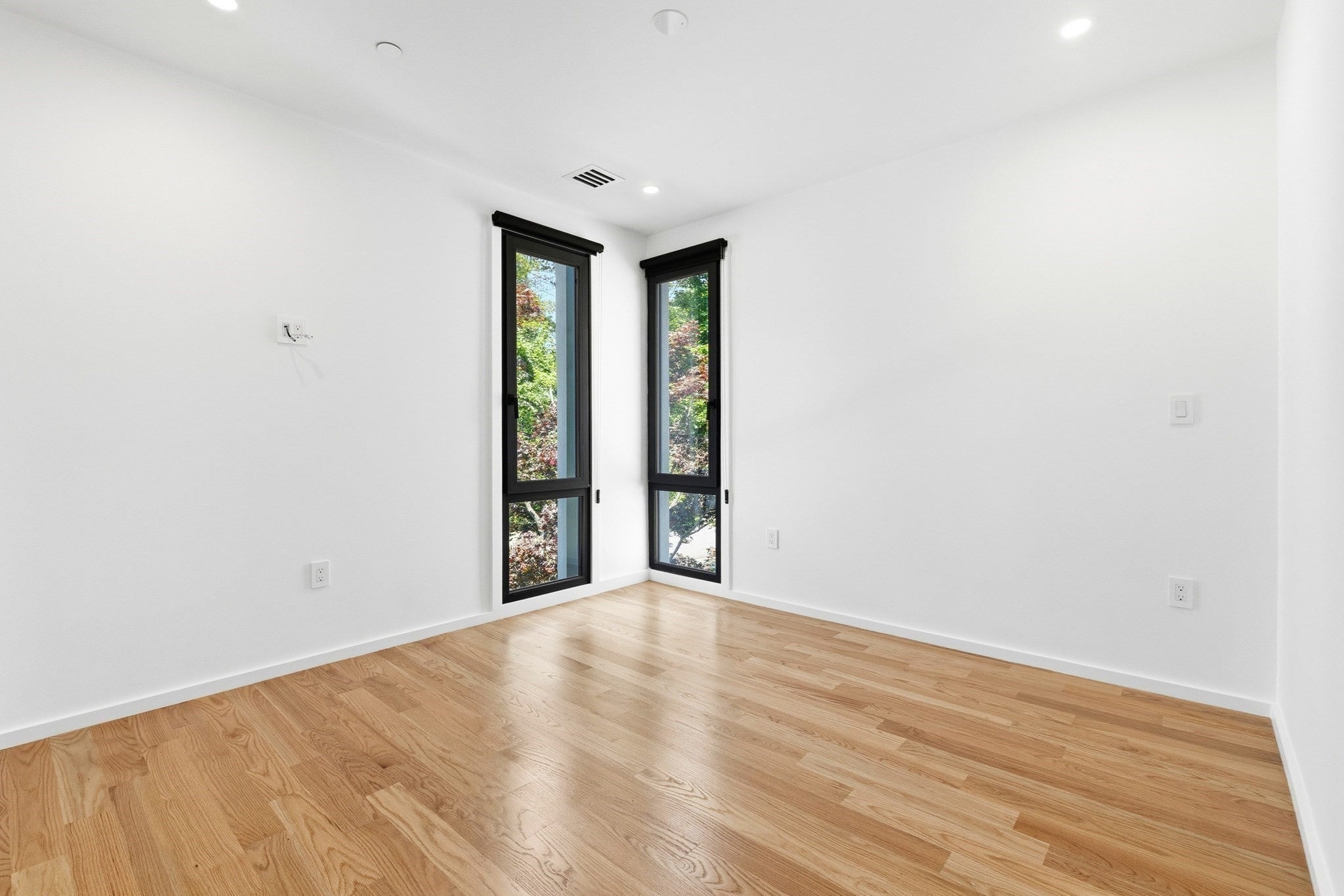 11 Algonquin Road #1, Newton, MA Photo #20