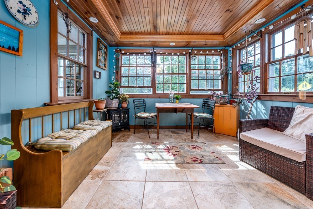28 Bumpus Rd