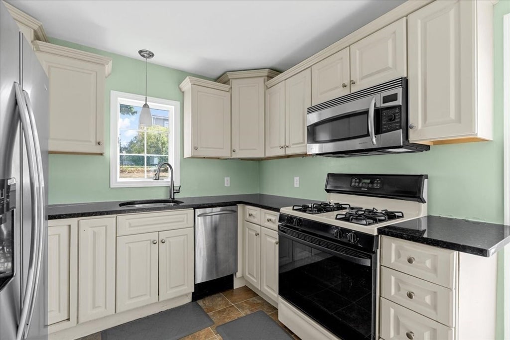24 Aspinwall Ave, Weymouth, MA, 24 Aspinwall Ave, Weymouth, MA Photo #13