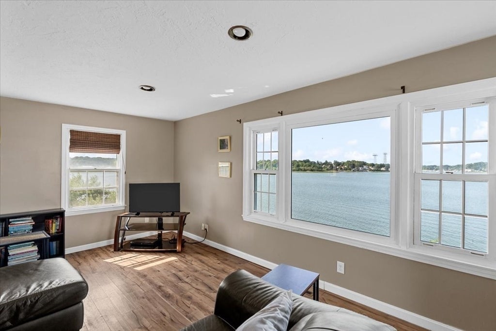 24 Aspinwall Ave, Weymouth, MA, 24 Aspinwall Ave, Weymouth, MA Photo #10