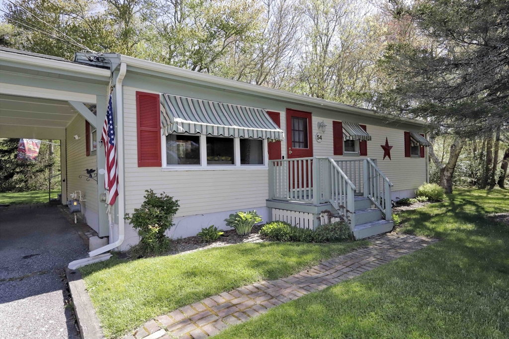 54 Holly Lane