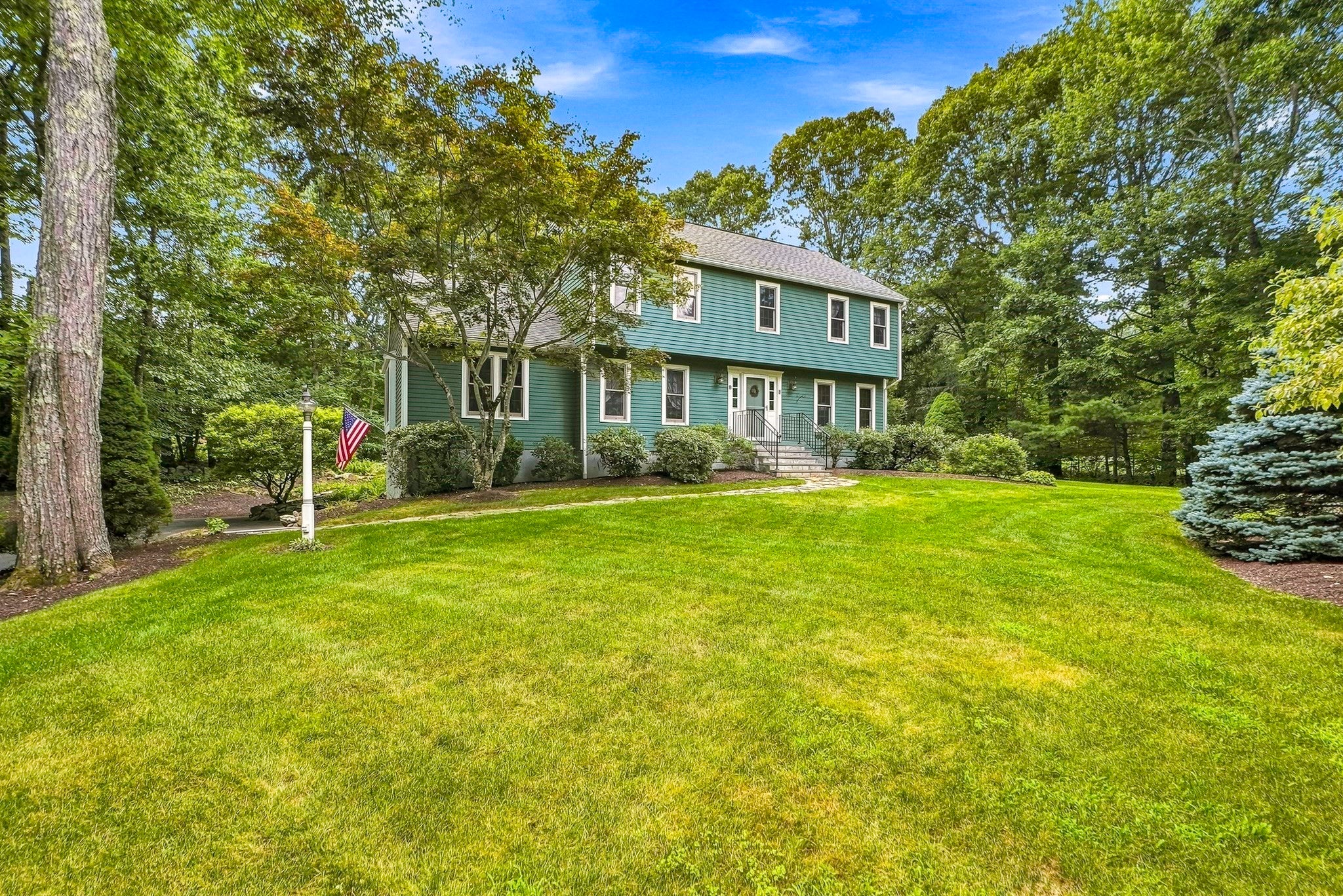 8 Joseph Rd