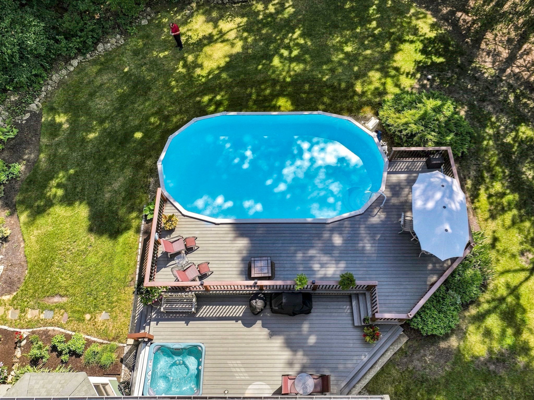 8 Joseph Rd