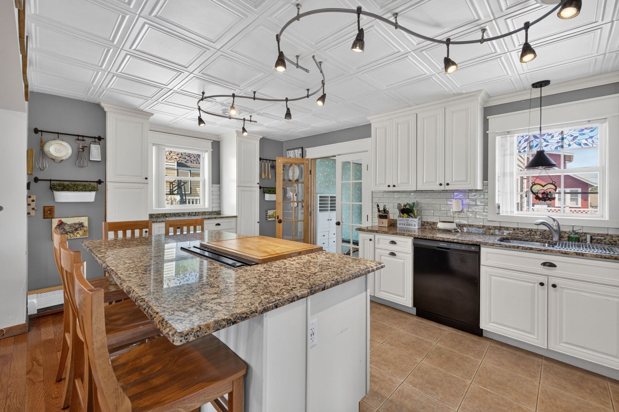 208 Hudson St, Fall River, MA, 208 Hudson St, Fall River, MA Photo #11
