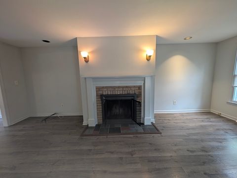 6 Mansion Woods Dr A Agawam MA 01001
