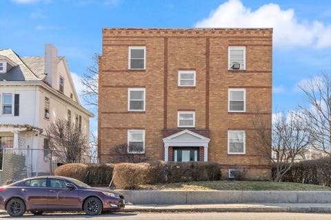 Photo of 31 Chestnut St #5, Worcester, MA 01609 (MLS # 73499370)