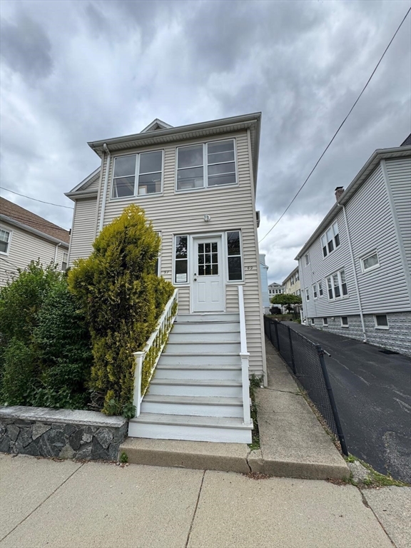 49-51 Sterling St