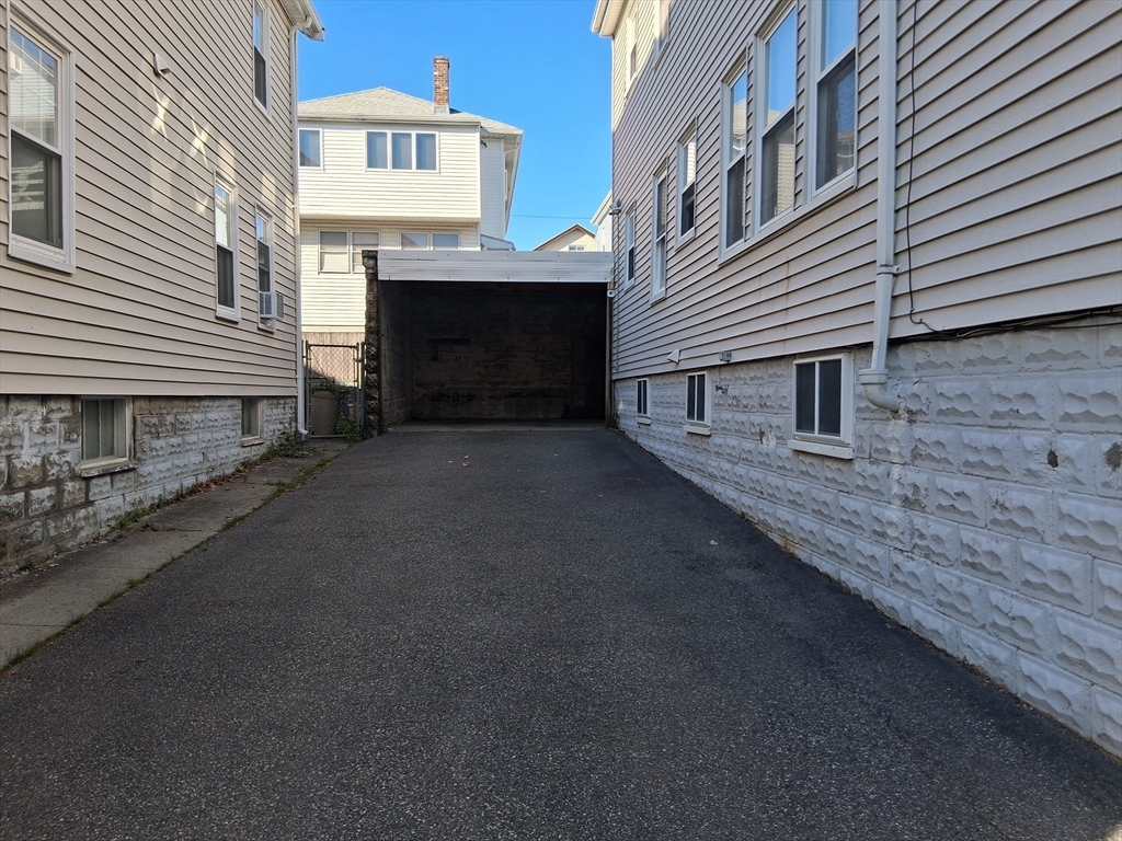 49-51 Sterling St
