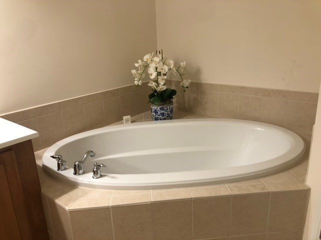 107 Clocktower Dr 308