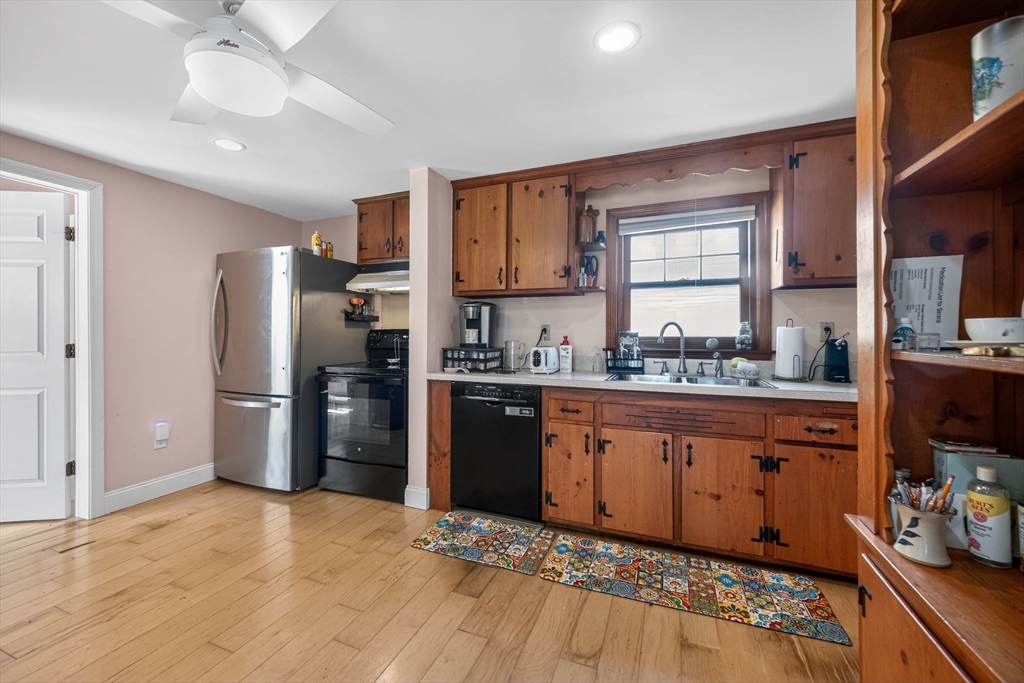 34 Andover St, Wilmington, MA Photo #22
