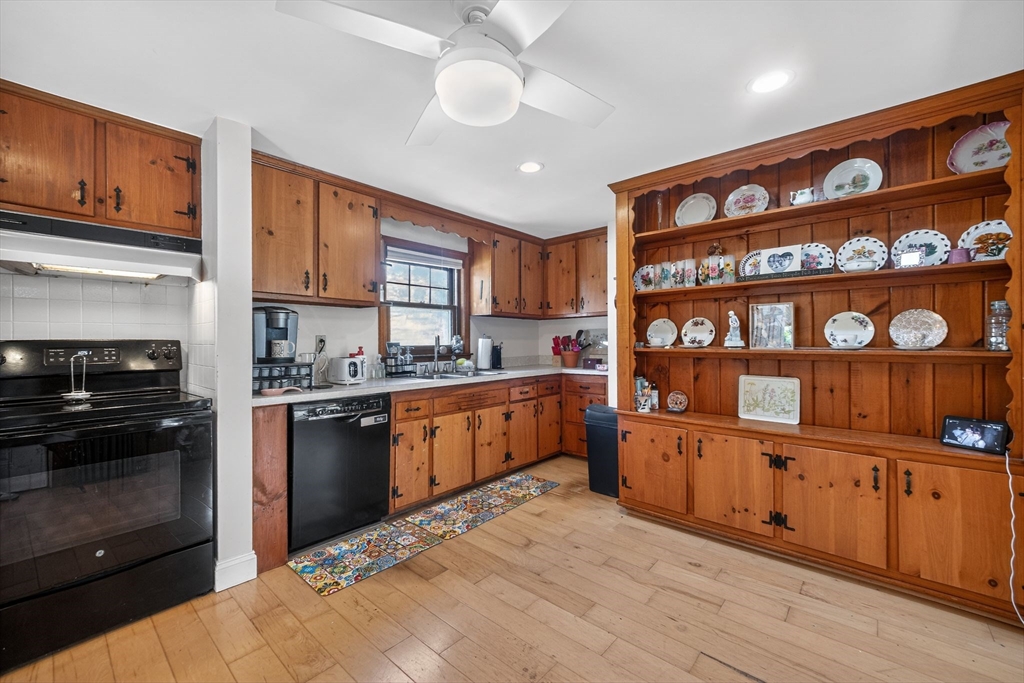 34 Andover St, Wilmington, MA Photo #23
