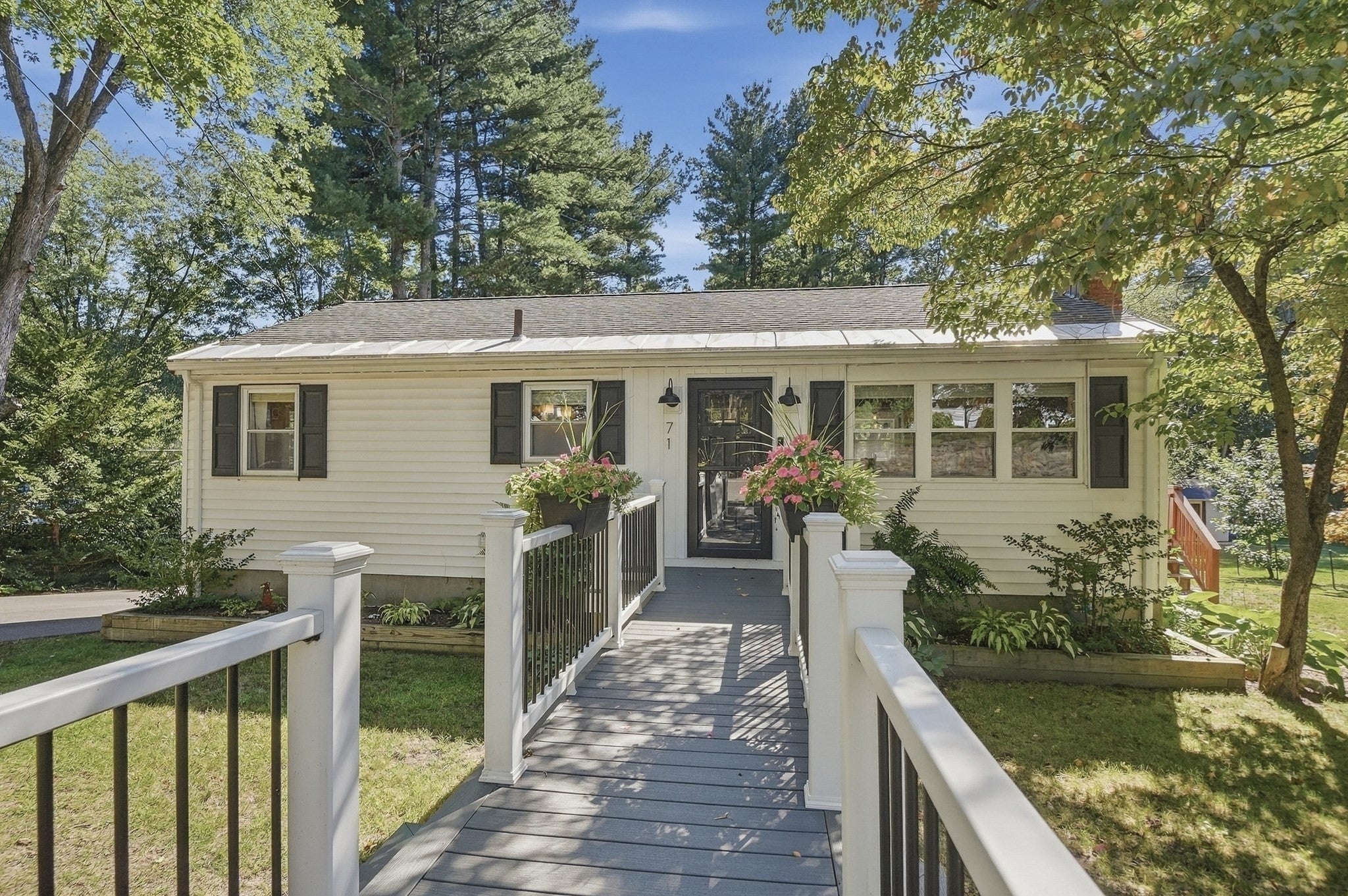 71 Causeway St, Hudson, MA, 71 Causeway St, Hudson, MA Photo #1