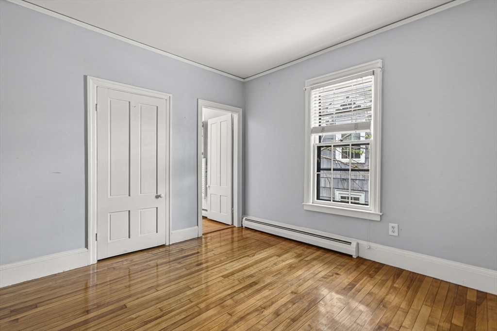 12 Crown St, Worcester, MA Photo #21