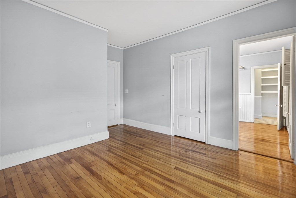 12 Crown St, Worcester, MA Photo #20