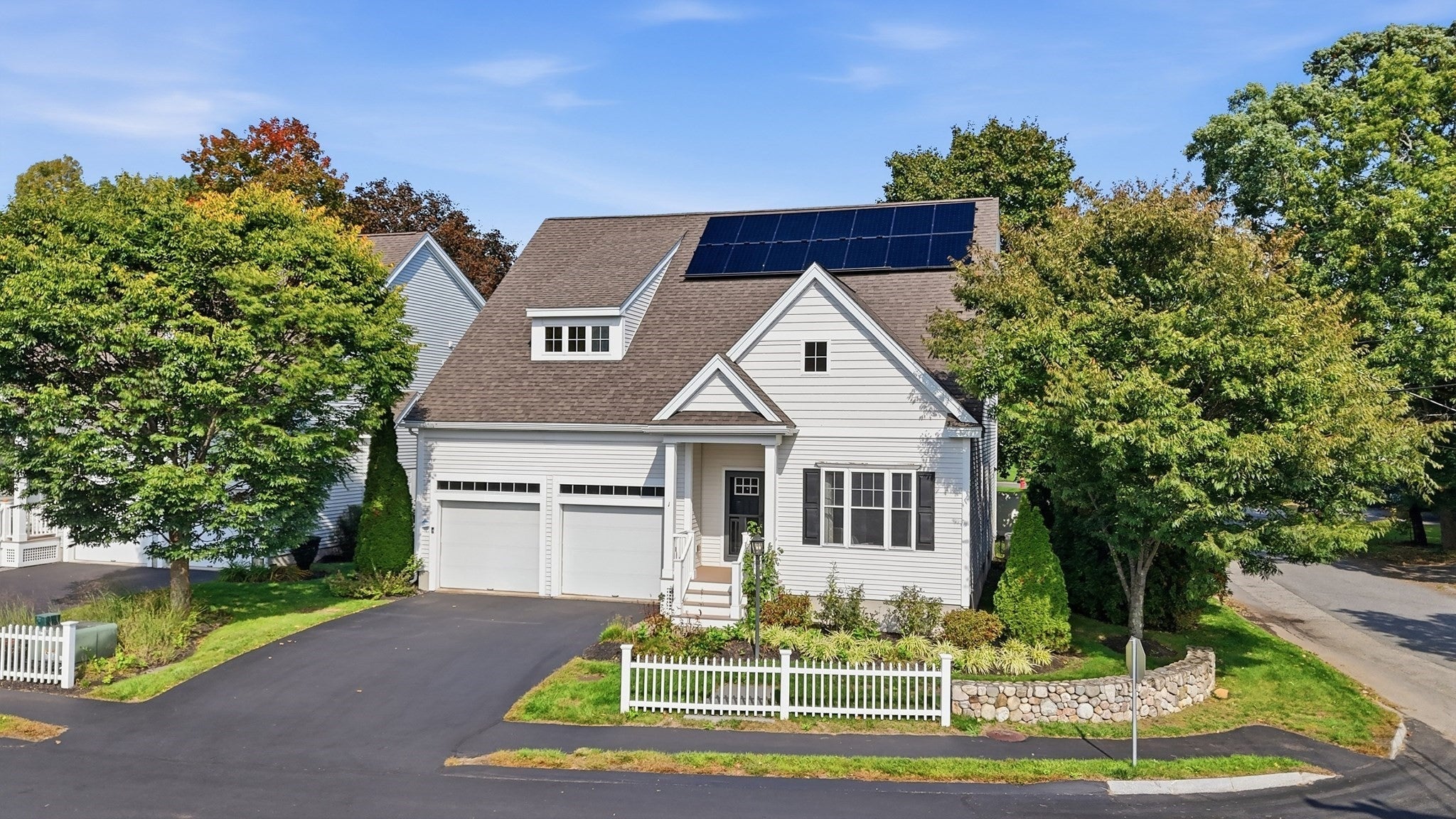 1 Martha Ln, Acton, MA Photo #1