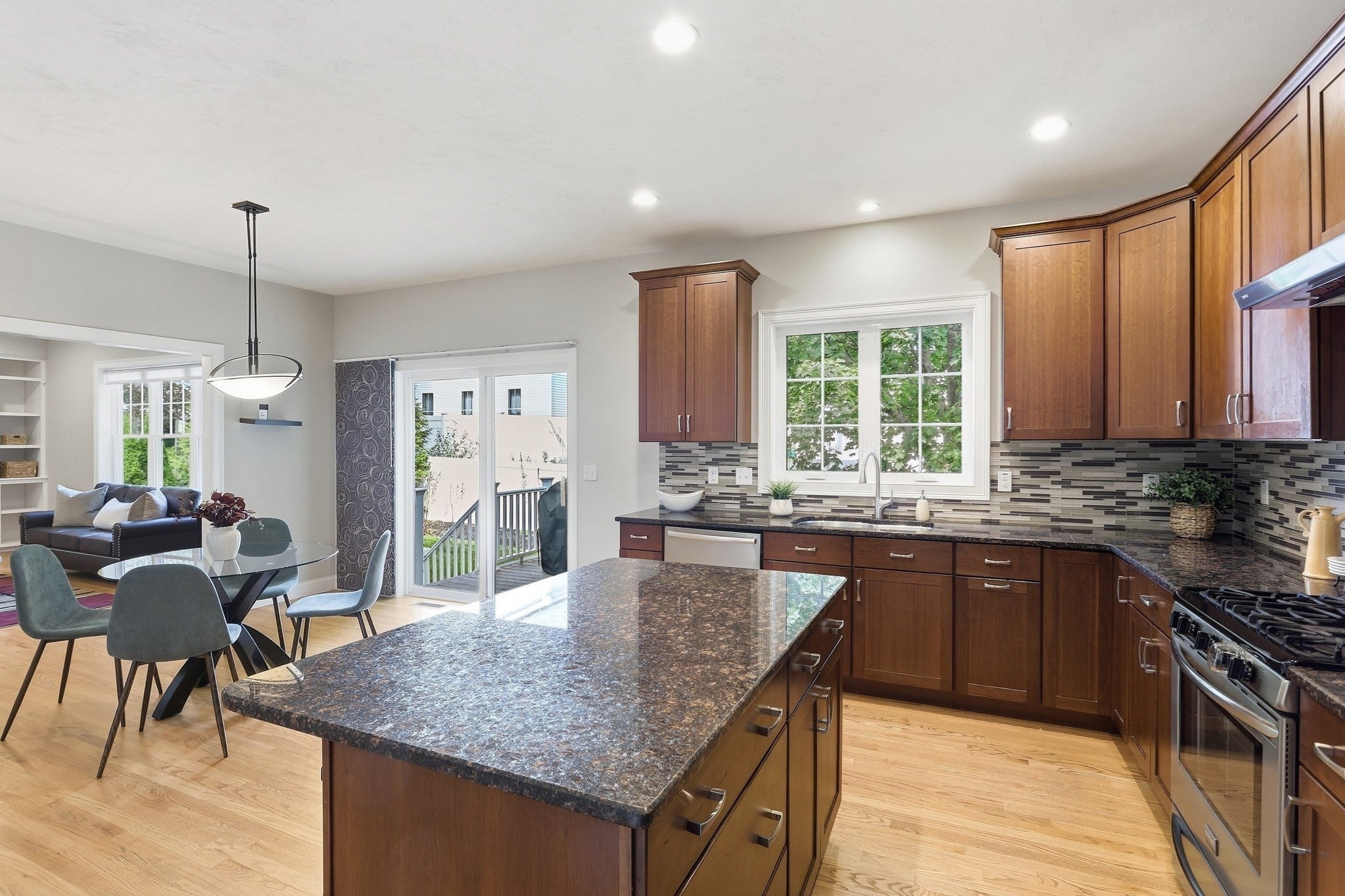 1 Martha Ln, Acton, MA Photo #12