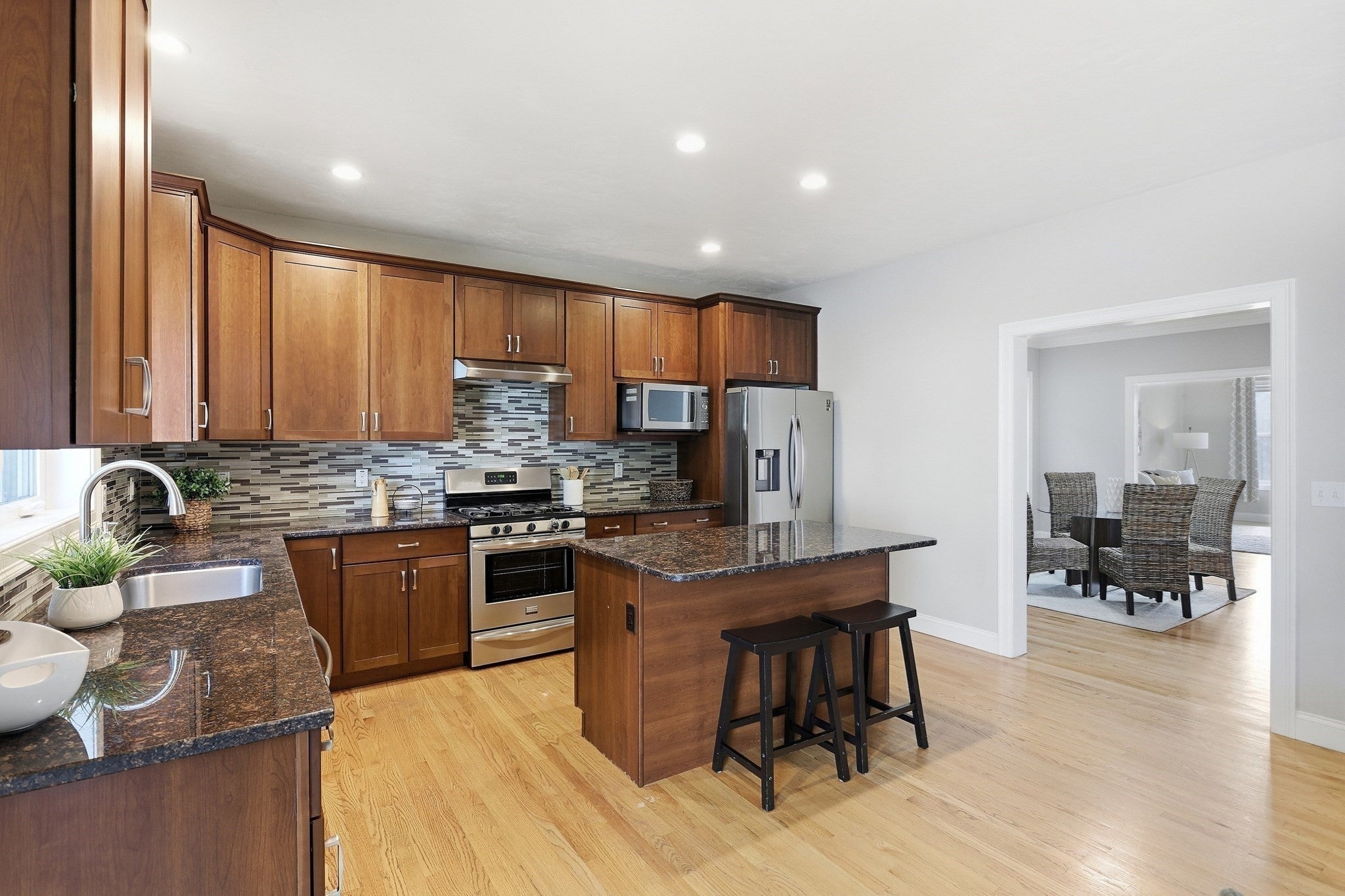 1 Martha Ln, Acton, MA Photo #8