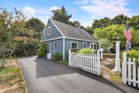 14 Alandale Pkwy Norwood MA 02062