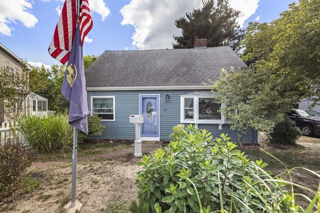 14 Alandale Pkwy