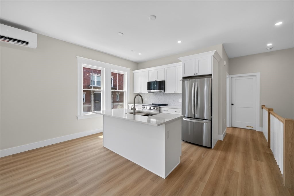 Photo of 533 Washington Street, Boston, MA