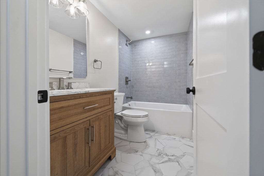 533 Washington Street #B, Boston, MA Photo #11