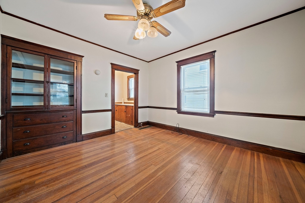 50-52 Flynt St