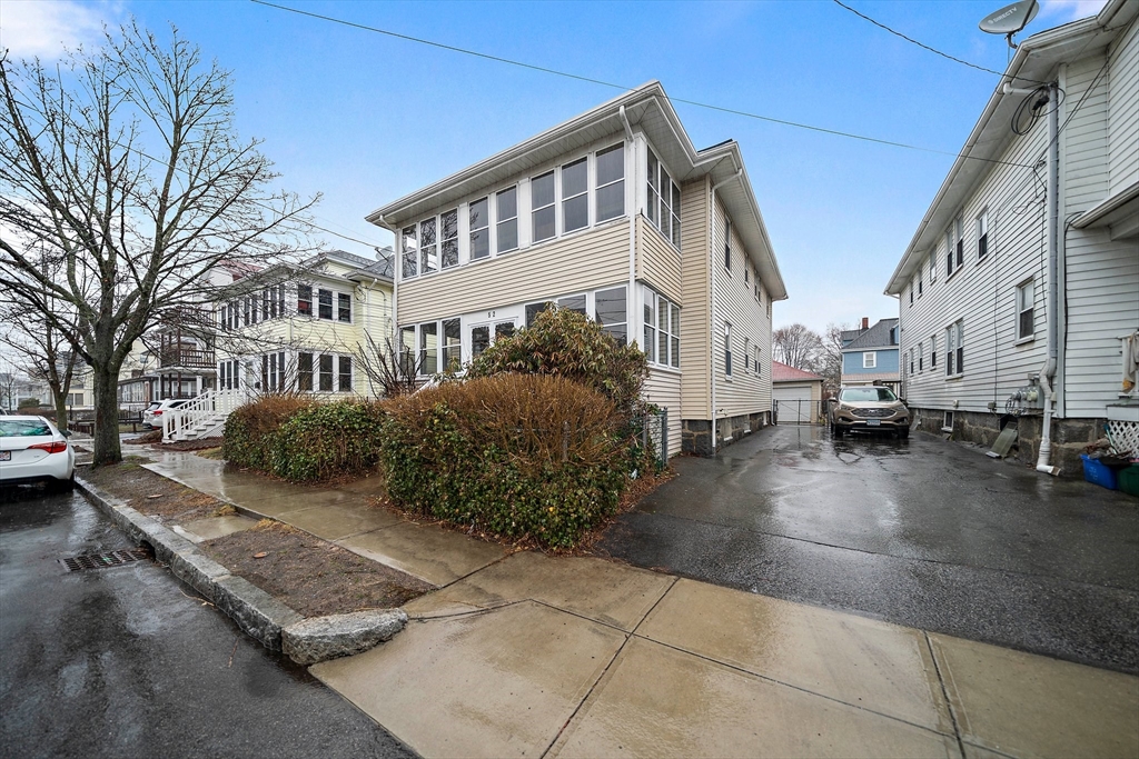 50-52 Flynt St