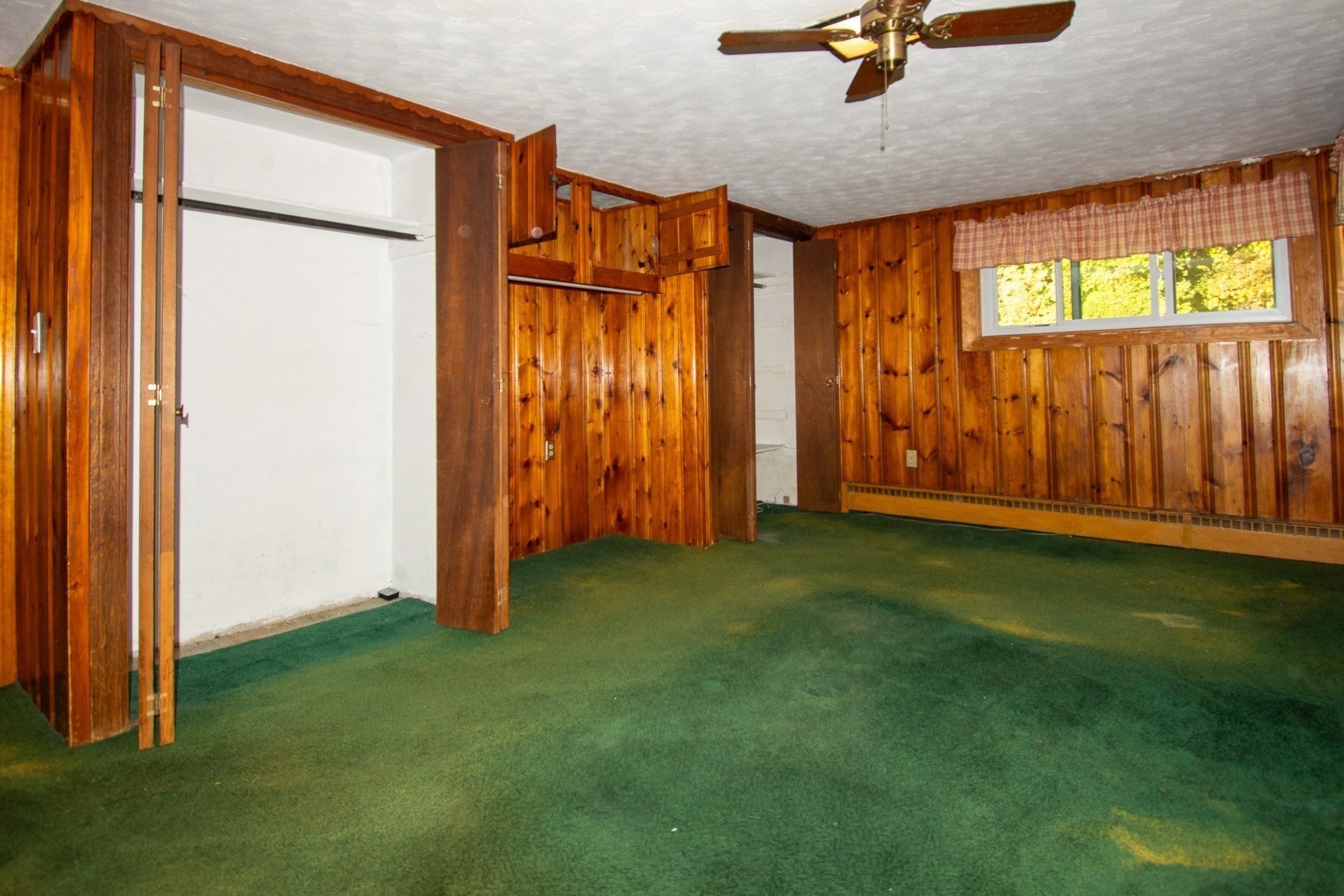 92 Worcester Rd, Webster, MA, 92 Worcester Rd, Webster, MA Photo #10