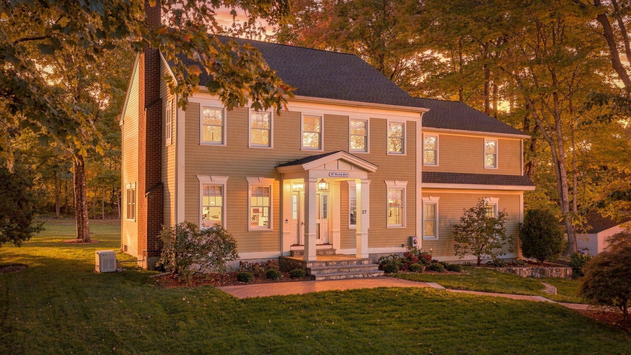 Photo of 37 Chestnut Street, North Andover, MA