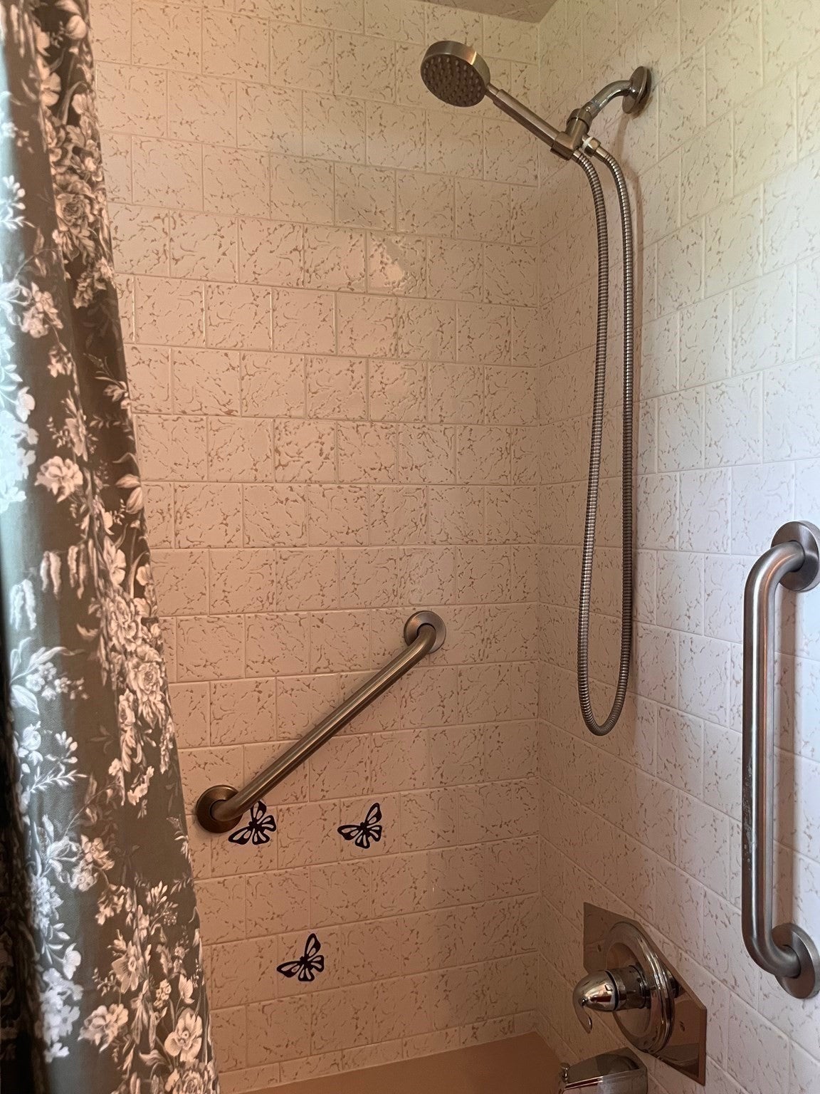 33 Rand Ave, Attleboro, MA, 33 Rand Ave, Attleboro, MA Photo #16