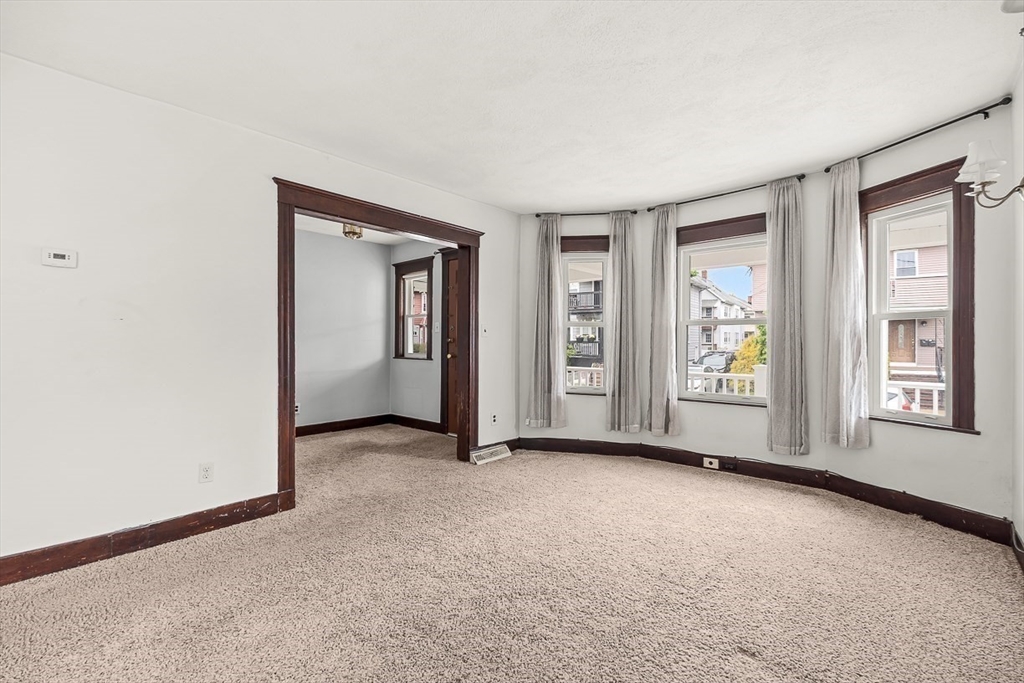 70 Windsor Road 1
