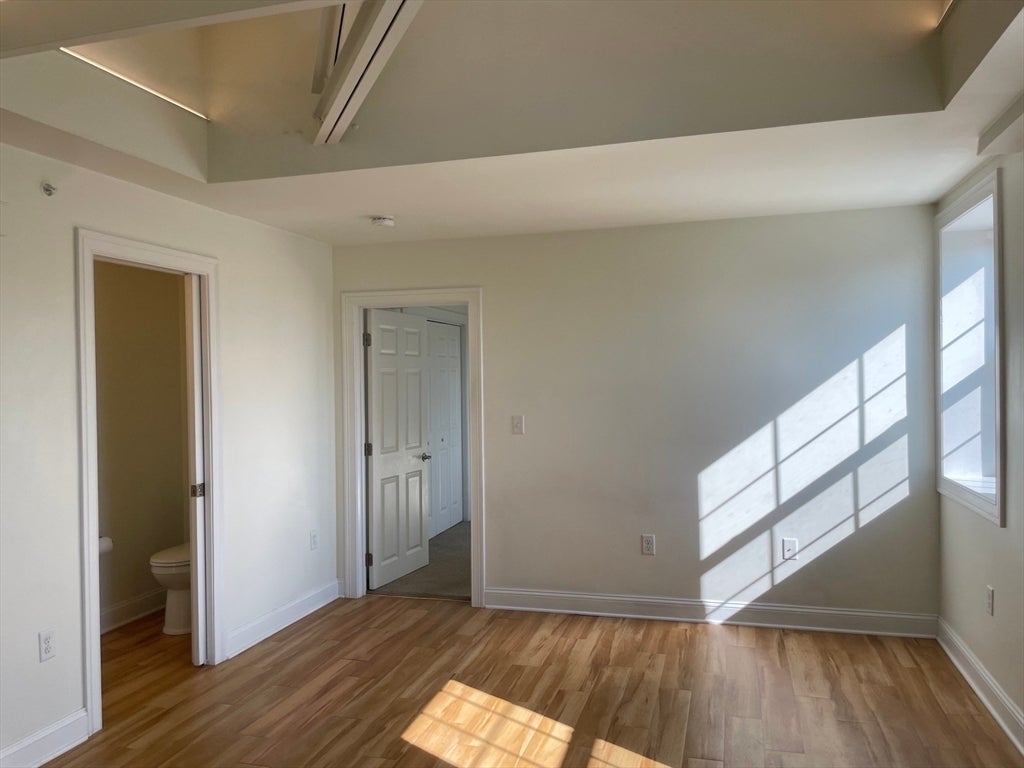 30 Village Hill Rd #304, Northampton, MA, 30 Village Hill Rd #304, Northampton, MA Photo #14