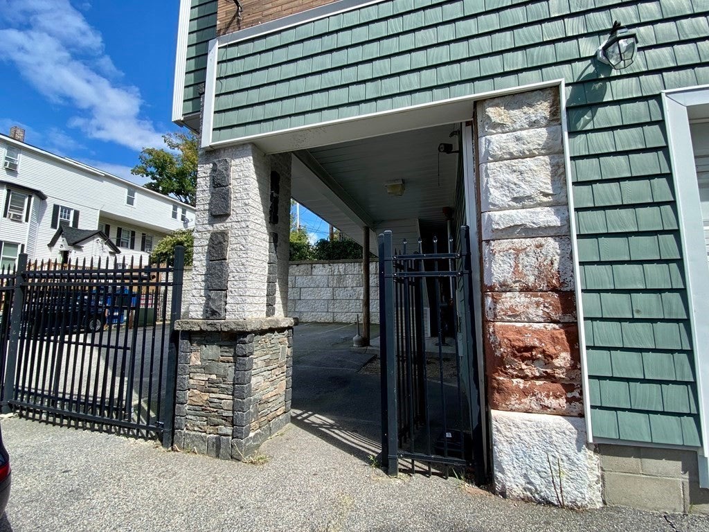 257 Pleasant St #4, Worcester, MA, 257 Pleasant St #4, Worcester, MA Photo #14