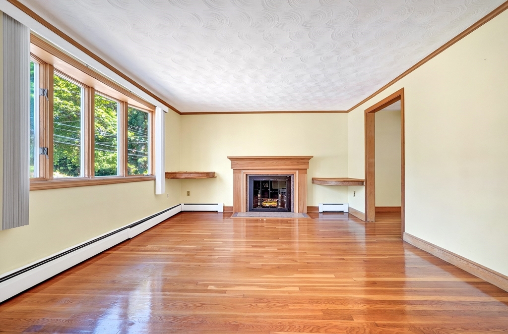 114 Glenellen Rd
